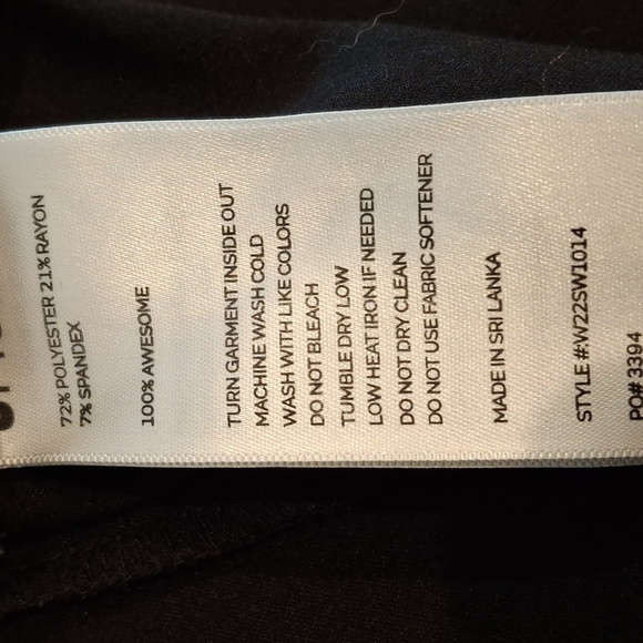 Figs Set of Black Yola High Waisted Scrub Pants & Catarina Slim Top Size XS - Picture 8 of 16